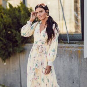 JessaKae South Of France Flowy Floral Pale Yellow Maxi Dress Size Small